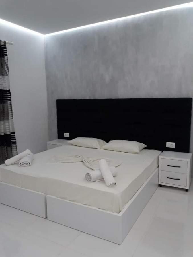 Ferienwohnung Lino House Sarandë Exterior foto
